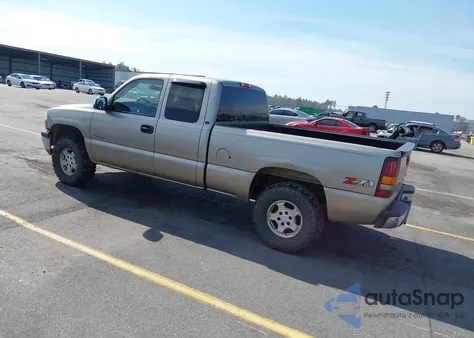 2001 Chevrolet Silverado 1500 Ls из США, поврежденный, VIN 2GCEK19T711338214